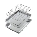 Set of marinating dishes